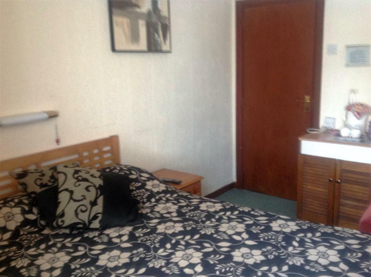 Oakleigh Hotel Blackpool Esterno foto